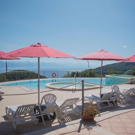 Hotel Caluna Charme San Giovanni a Piro Buitenkant foto