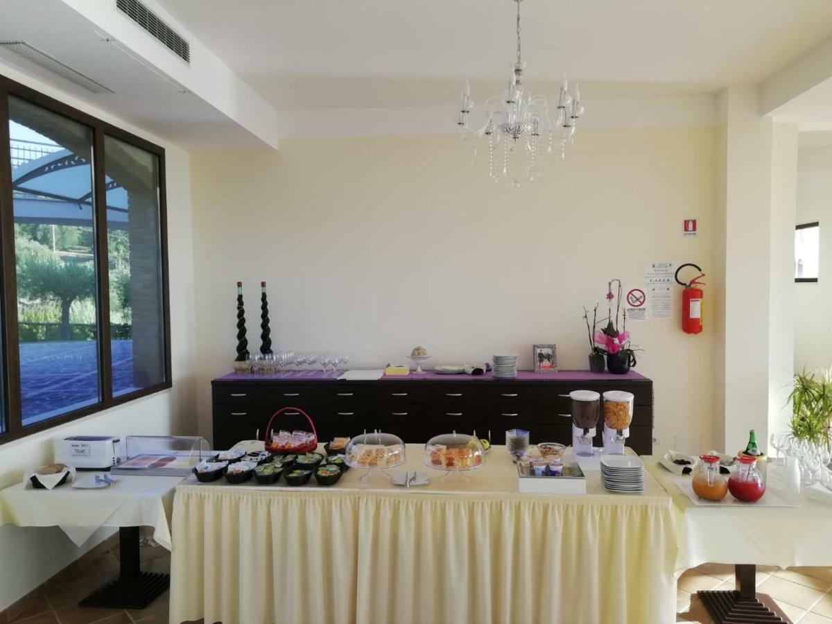 Hotel Caluna Charme San Giovanni a Piro Buitenkant foto