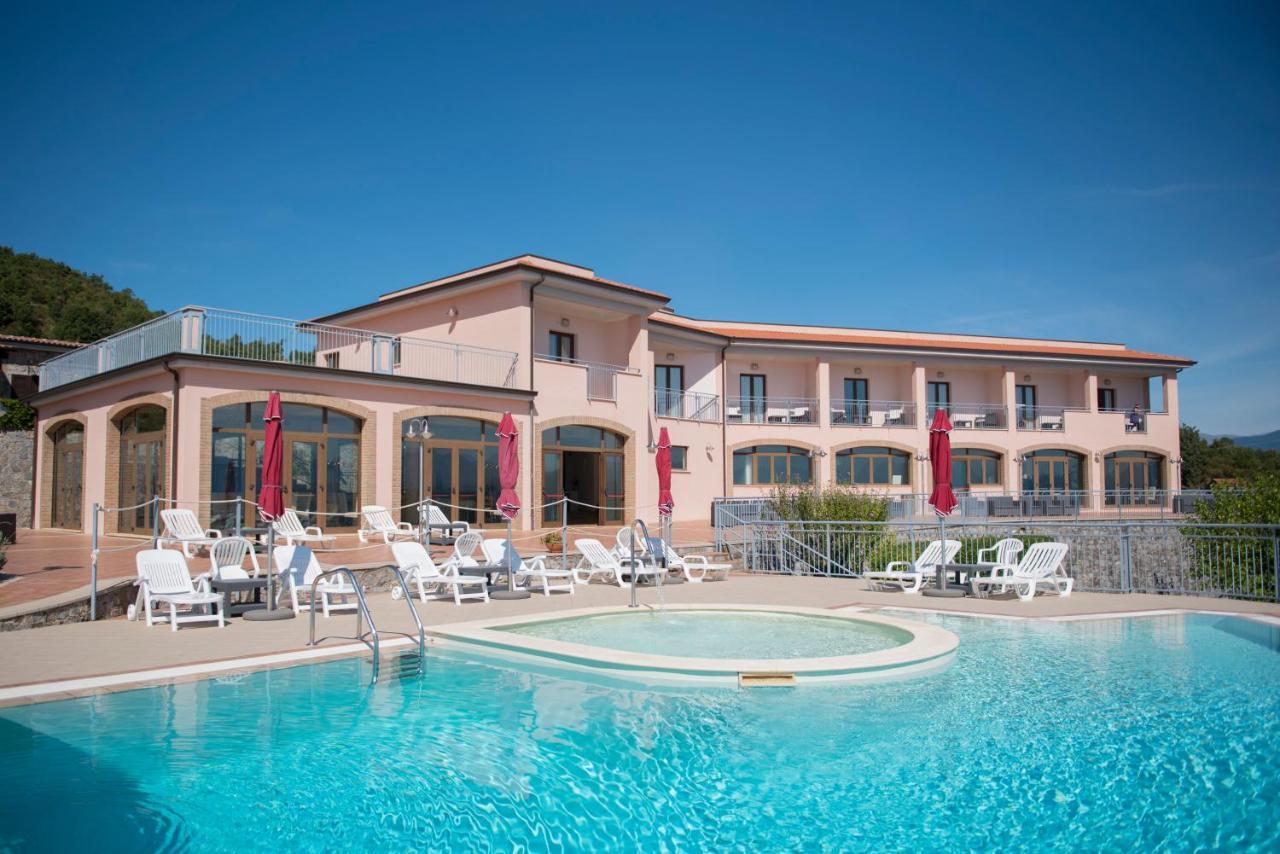 Hotel Caluna Charme San Giovanni a Piro Buitenkant foto