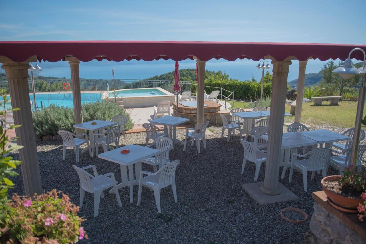 Hotel Caluna Charme San Giovanni a Piro Buitenkant foto
