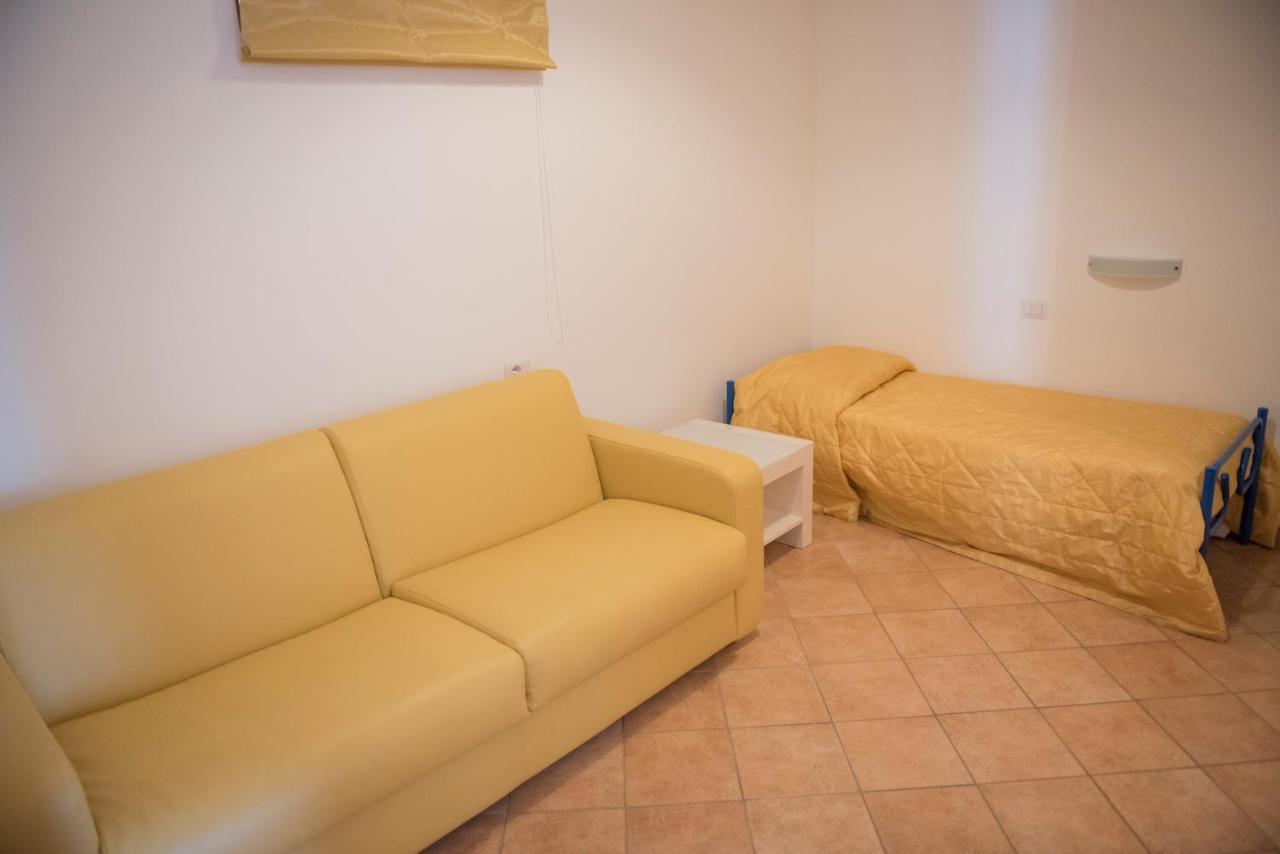Hotel Caluna Charme San Giovanni a Piro Buitenkant foto